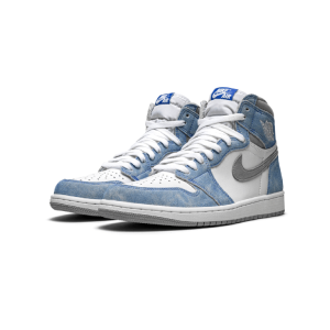 Air Jordan 1 Retro High OG Hyper Royal